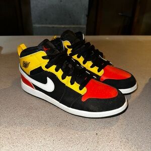 Nike Kids Sneakers - Red, Yellow, Black, White